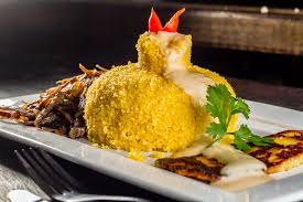 CUSCUZ CARNE,OVO E QUEIJO