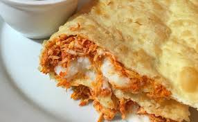 PASTEL FRANGO E QUEIJO